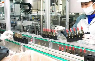 東方美谷迎盛會(huì) 國(guó)際化妝品大會(huì)在奉賢開幕,引領(lǐng)行業(yè)技術(shù)新浪潮